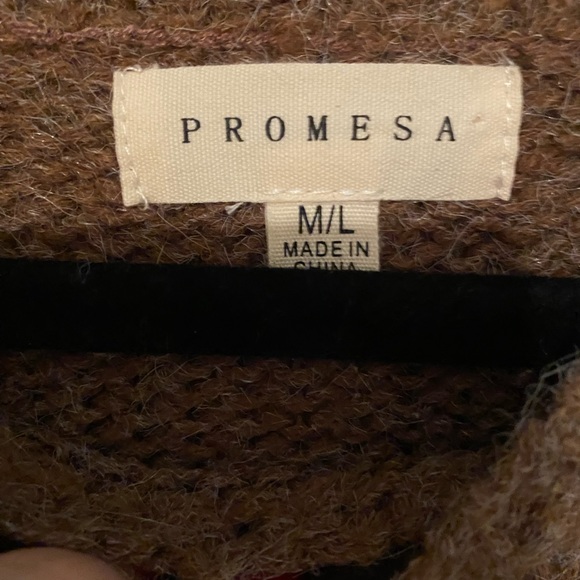 Promesa sweater M/L new - Picture 2 of 4
